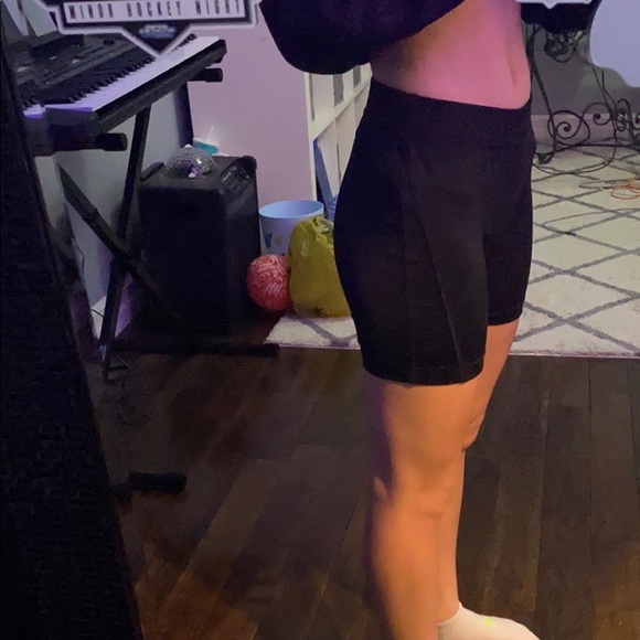 Biker shorts - Picture 2 of 4